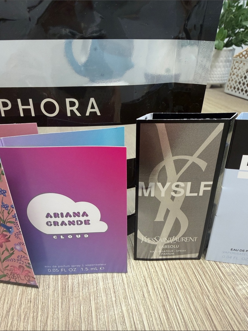 Sephora sample set - Picture 4 of 6